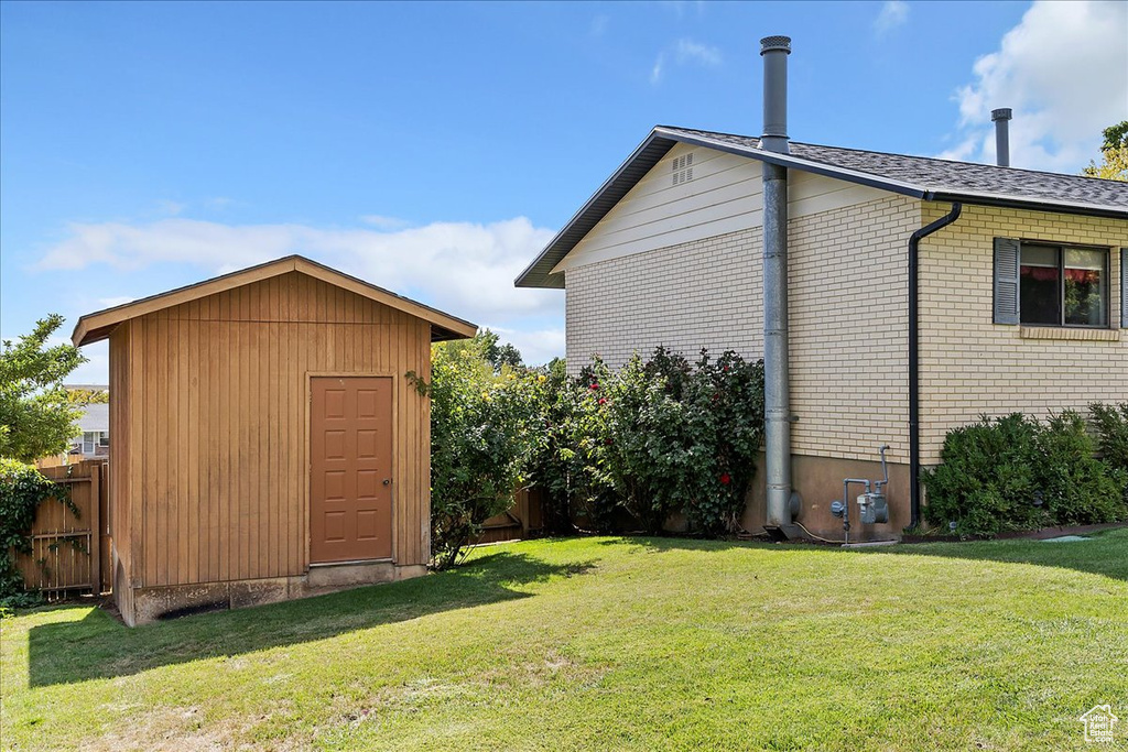 207 W 3275 N North Ogden, UT 84414
