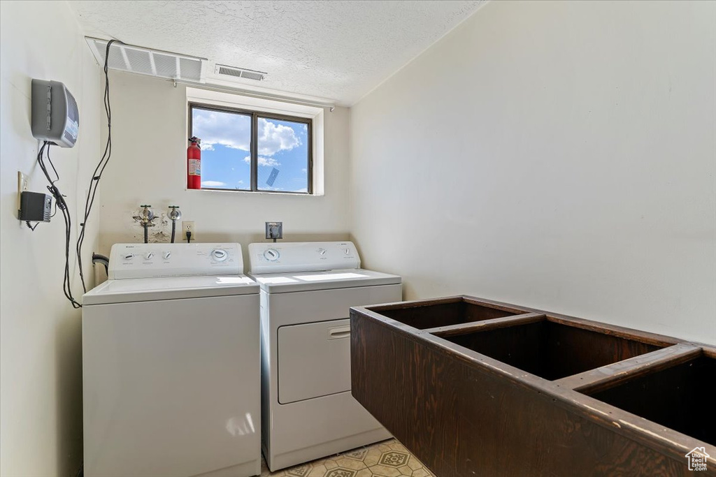 207 W 3275 N North Ogden, UT 84414