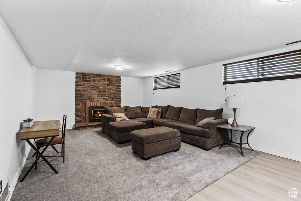 4631 S 1980 W Taylorsville, UT 84129