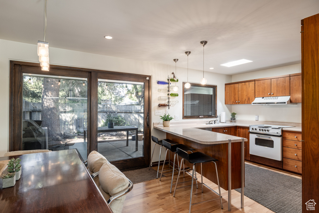 Photo 8 for MLS #2111048 at 2173 Claybourne Ave