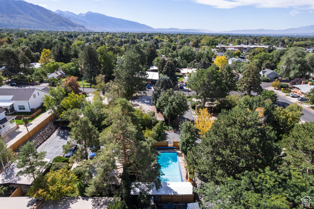 Photo 31 for MLS #2111048 at 2173 Claybourne Ave