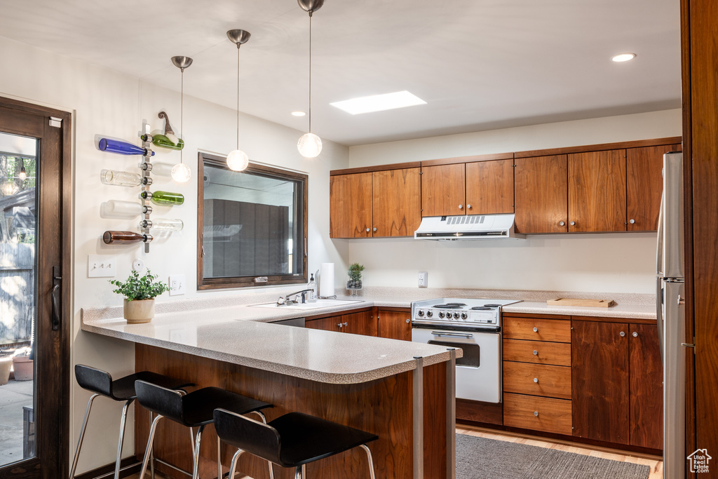 Photo 9 for MLS #2111048 at 2173 Claybourne Ave