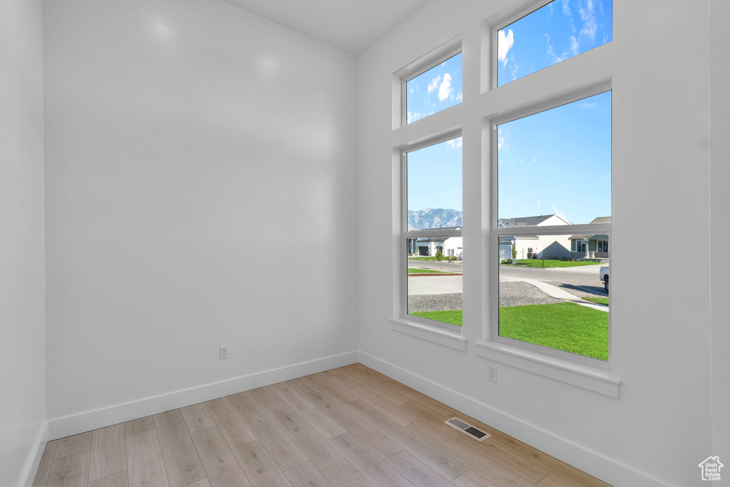 Photo 9 for MLS #2111053 at 2938 N 2350 West #105