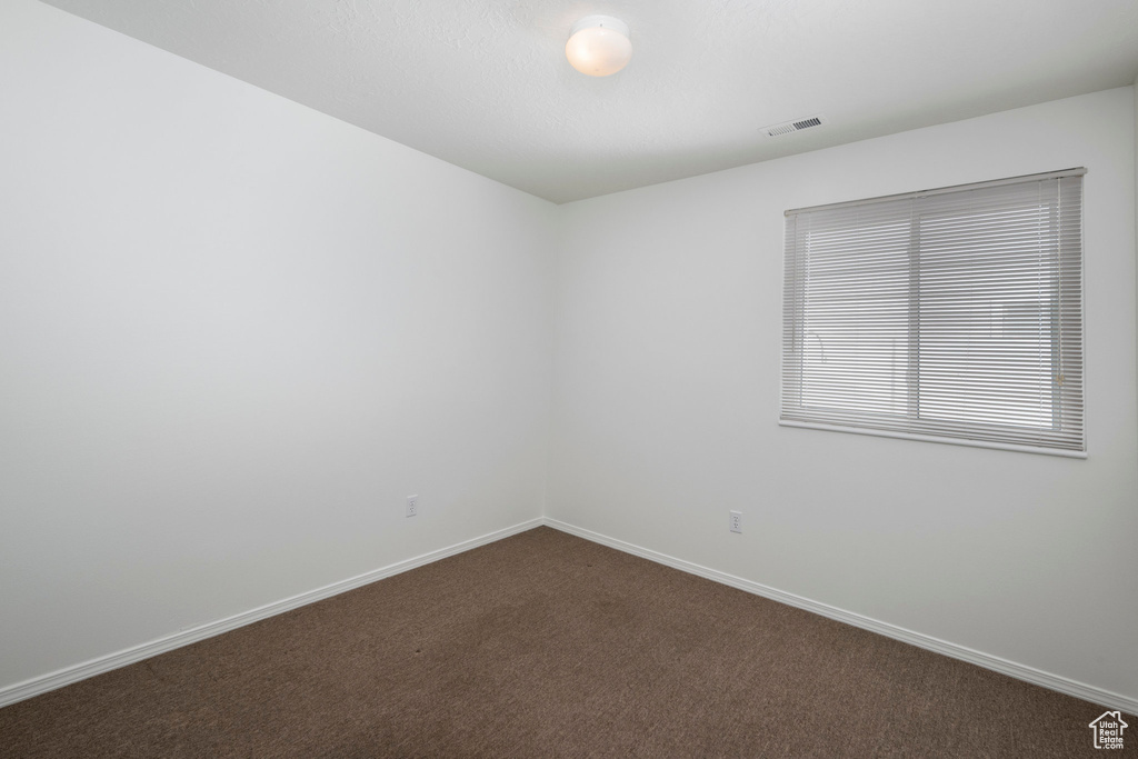 Photo 18 for MLS #2111059 at 5546 N Ardennes Way