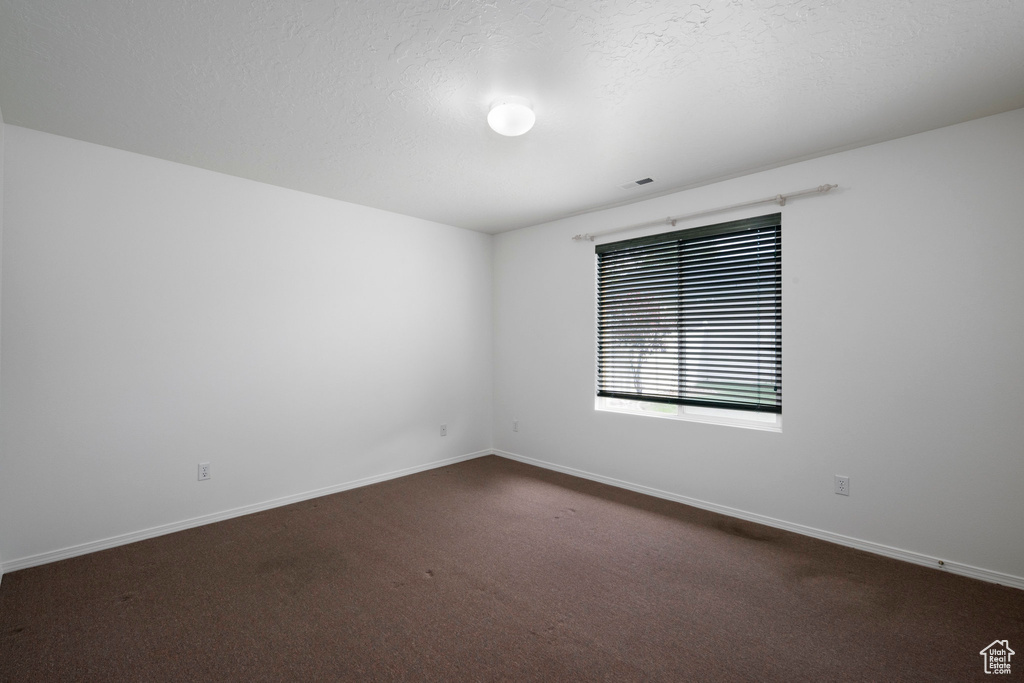 Photo 16 for MLS #2111059 at 5546 N Ardennes Way