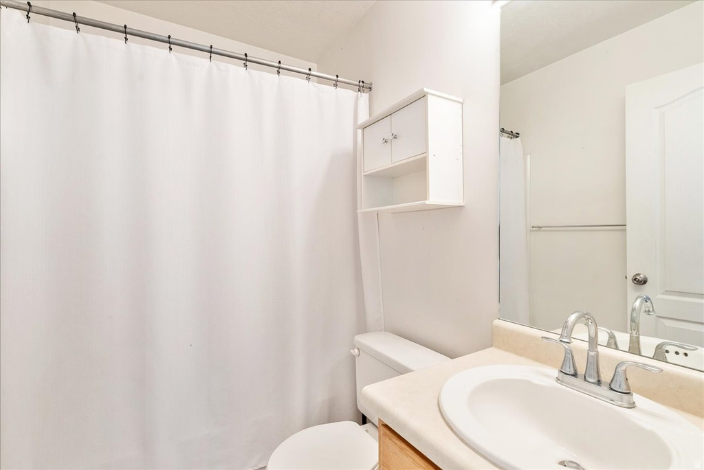 1334 W 1300 S Woods Cross, UT 84087