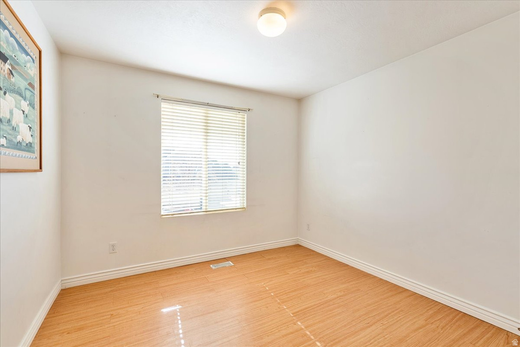 1334 W 1300 S Woods Cross, UT 84087