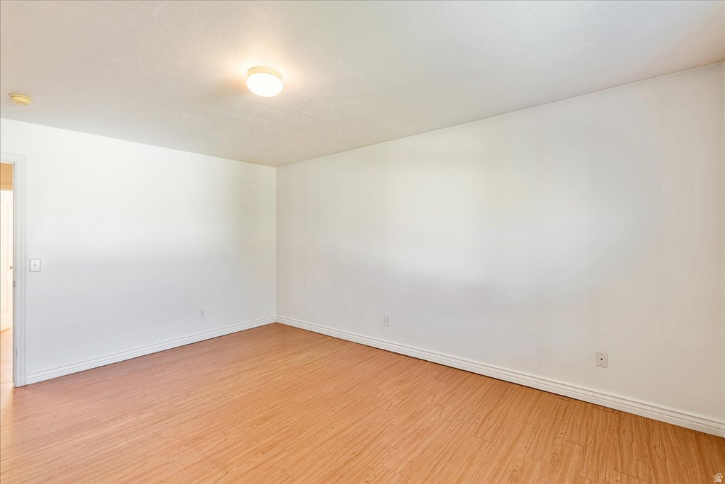 1334 W 1300 S Woods Cross, UT 84087