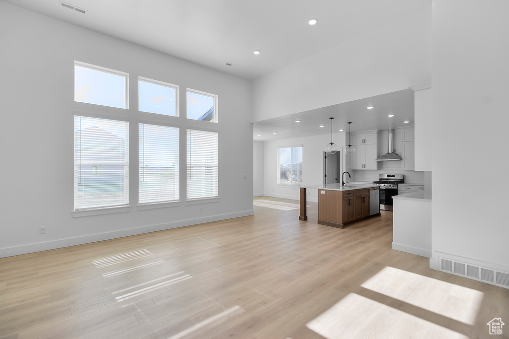 2414 W 2950 N #110 Farr West, UT 84404