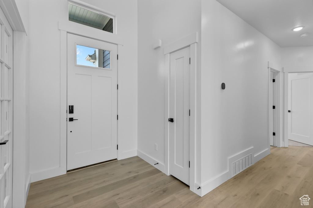 2414 W 2950 N #110 Farr West, UT 84404