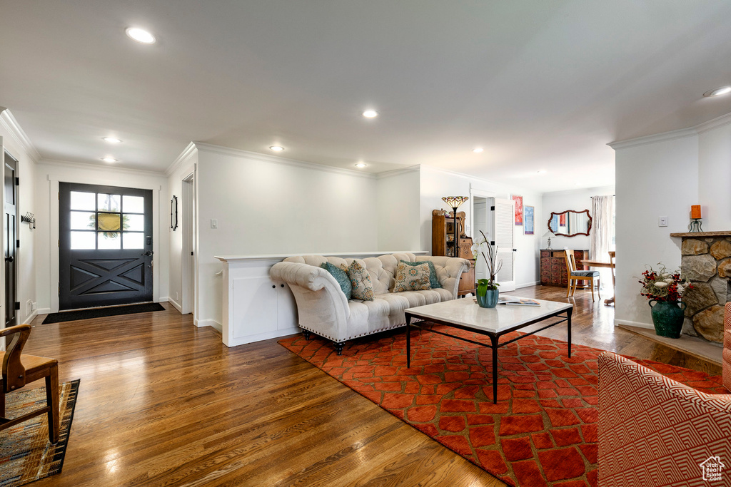 Photo 5 for MLS #2111079 at 1458 S Wilton Way