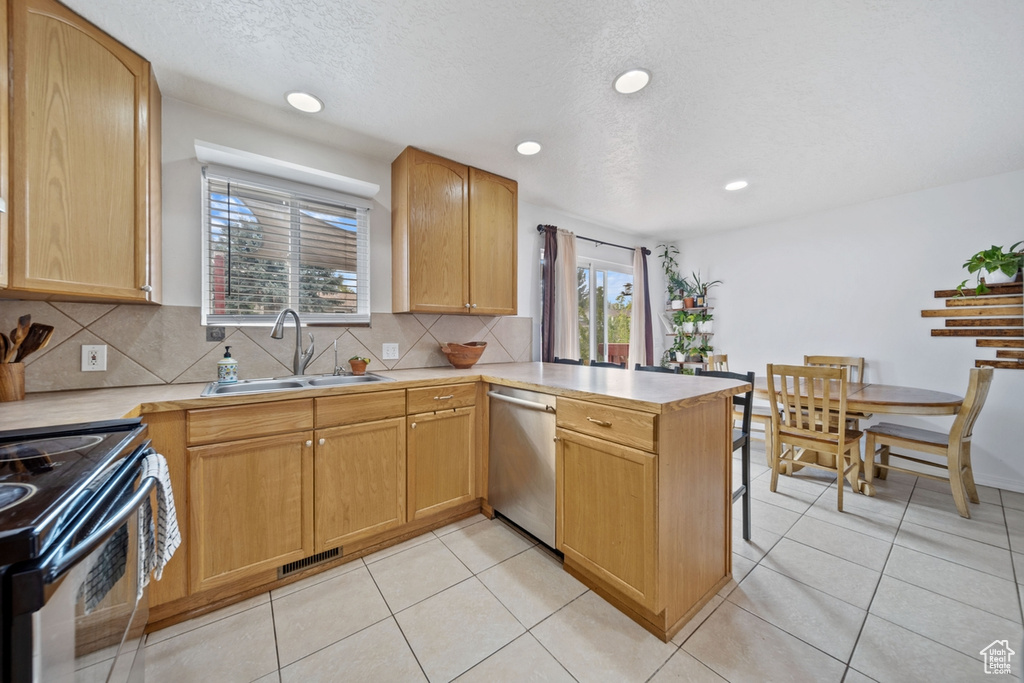Photo 6 for MLS #2111080 at 5109 W Wildrose Dr