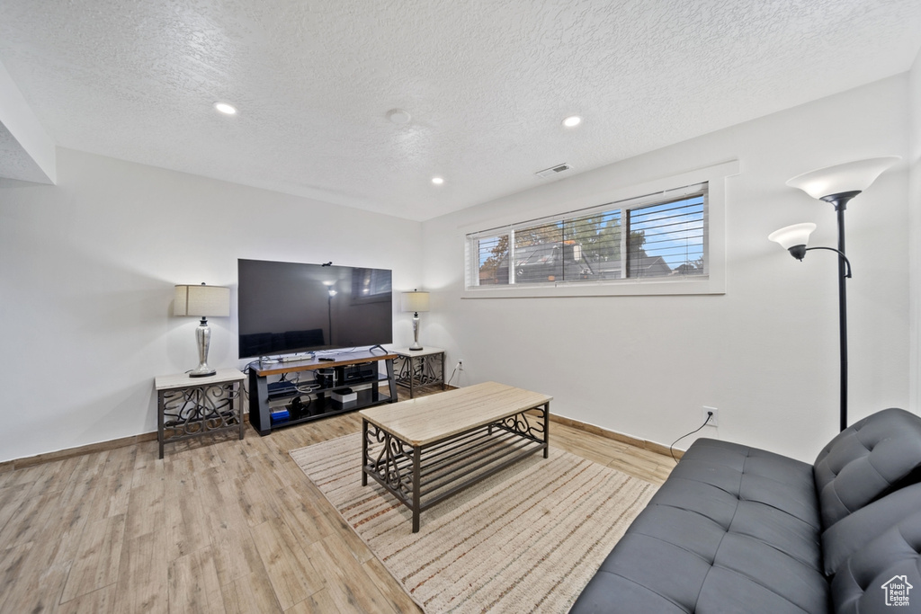 Photo 16 for MLS #2111080 at 5109 W Wildrose Dr