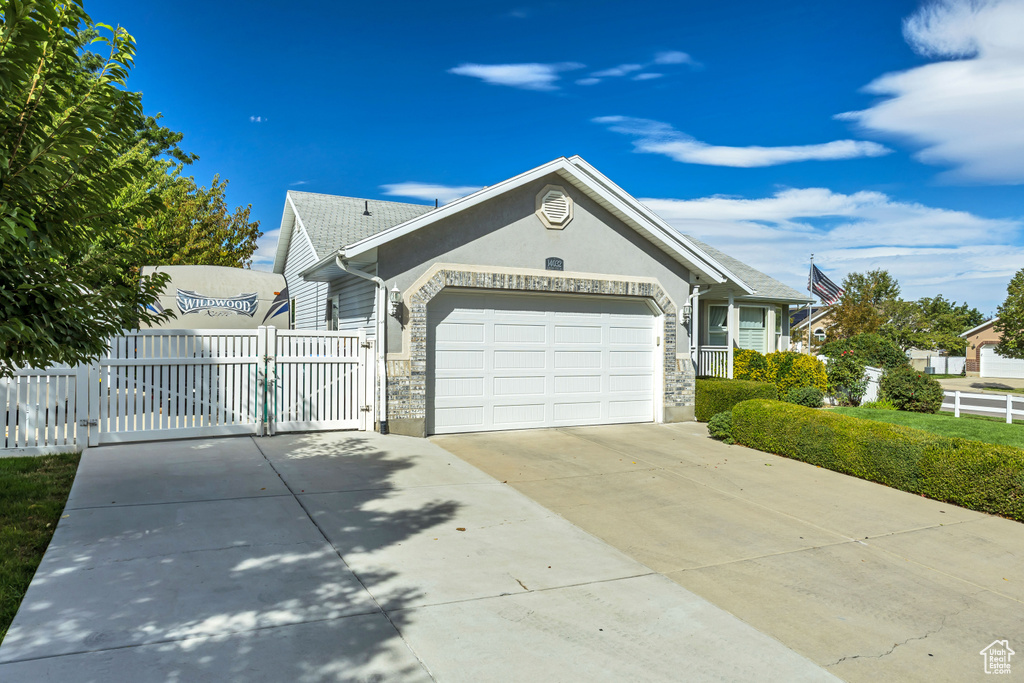 Photo 3 for MLS #2111083 at 14032 S Lewiston Peak Dr