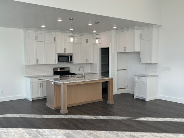 2443 W 2950 N #99 Farr West, UT 84404