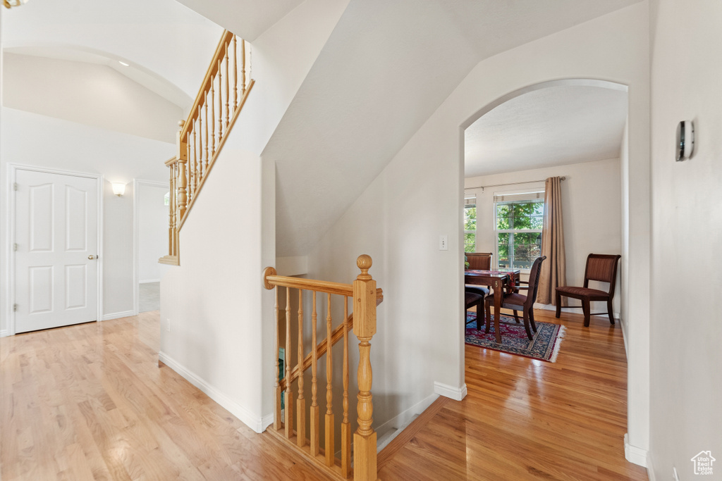 Photo 15 for MLS #2111087 at 889 W Rockhill Point Cv