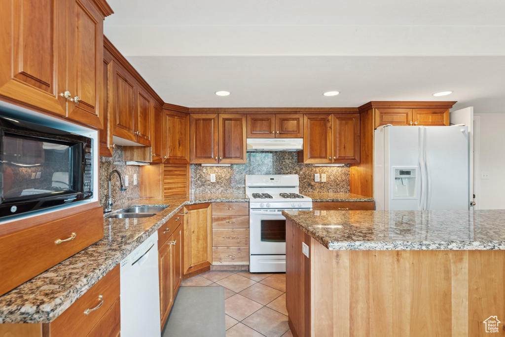 Photo 78 for MLS #2111087 at 889 W Rockhill Point Cv