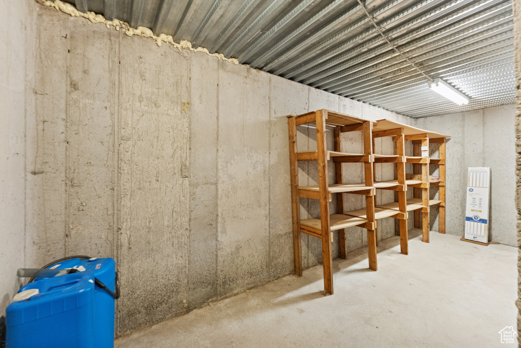 Photo 71 for MLS #2111087 at 889 W Rockhill Point Cv