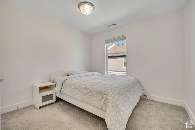 3839 W MOSSMORRAN LN Taylorsville, UT 84129