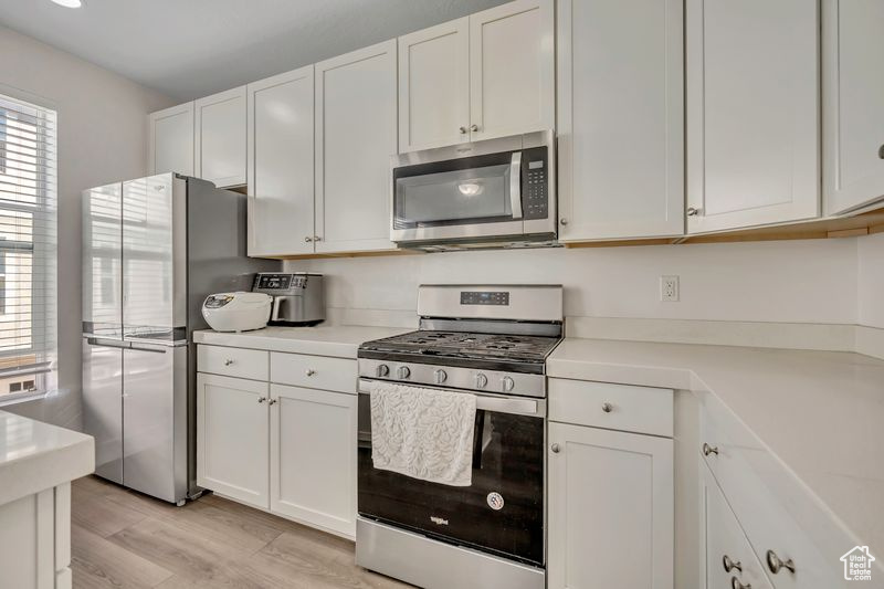 3839 W MOSSMORRAN LN Taylorsville, UT 84129