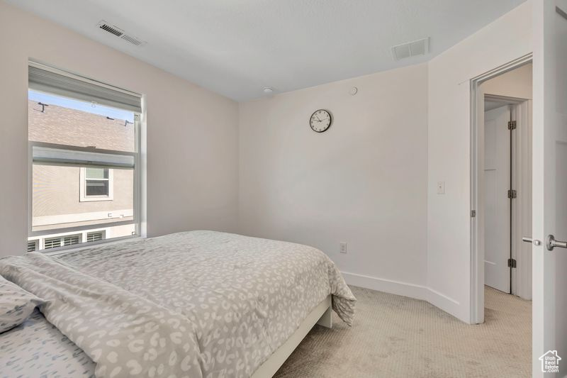 3839 W MOSSMORRAN LN Taylorsville, UT 84129