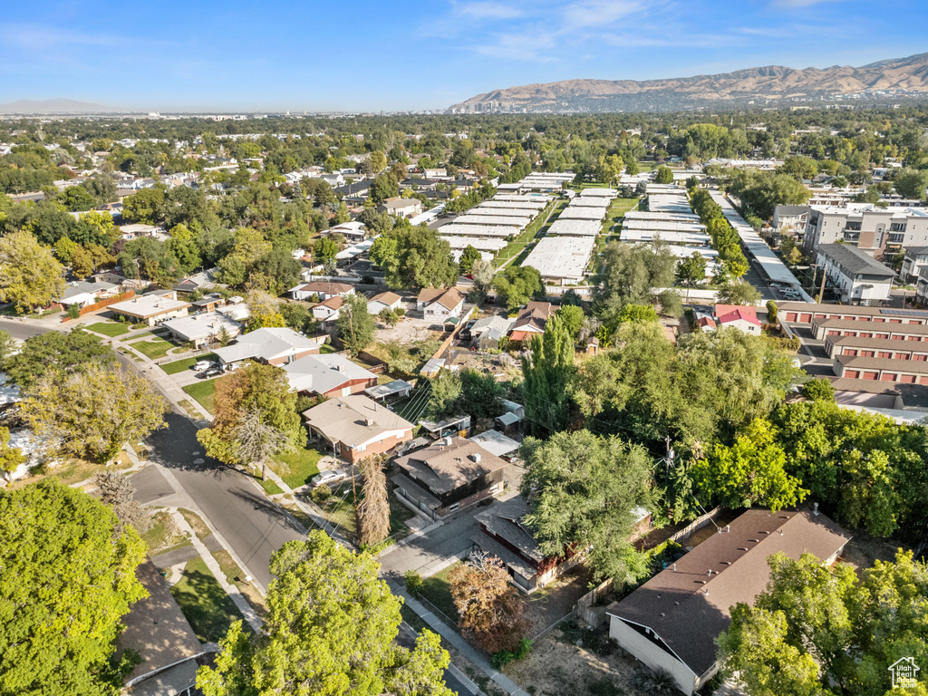 833 E WHITEMAPLE WAY Salt Lake City, UT 84106