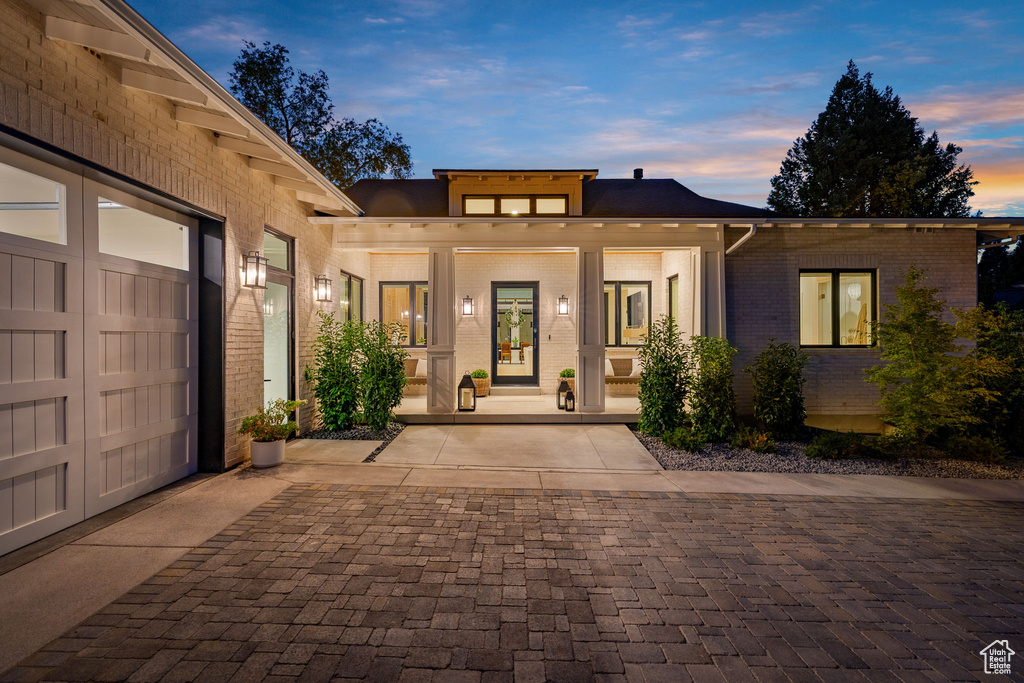 4881 S HOLLADAY BLVD Holladay, UT 84117