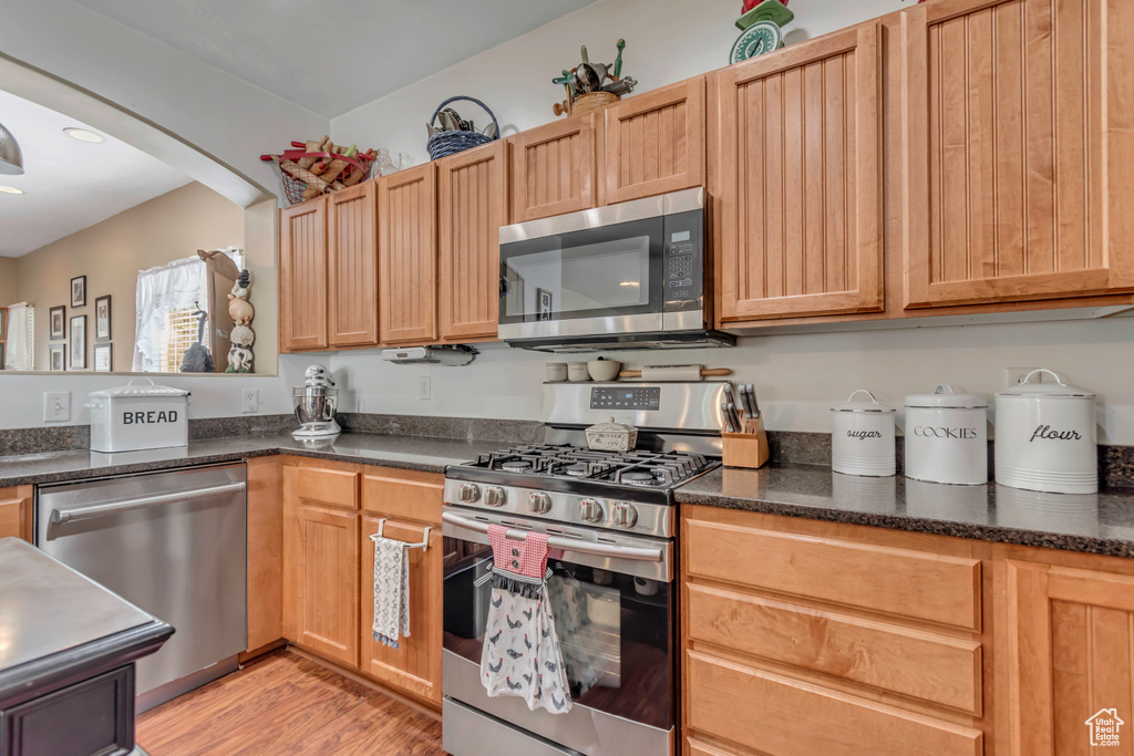 6793 W TUPELO LN West Jordan, UT 84081