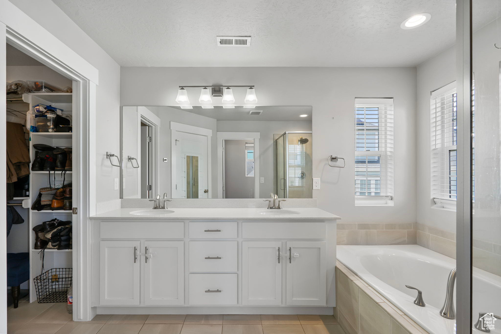 4948 W BEACH COMBER WAY South Jordan, UT 84009