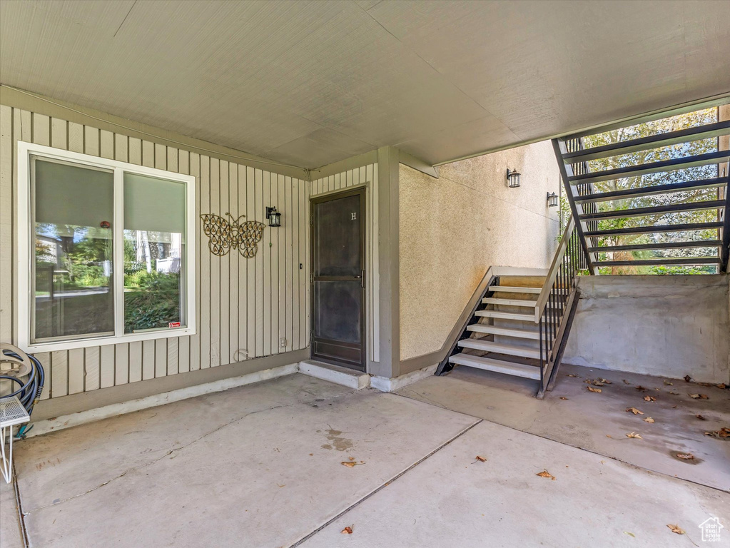 Photo 3 for MLS #2111131 at 5820 S Waterbury Way #H