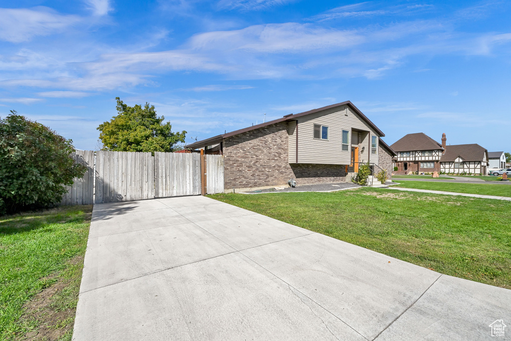5875 S 3750 W Roy, UT 84067