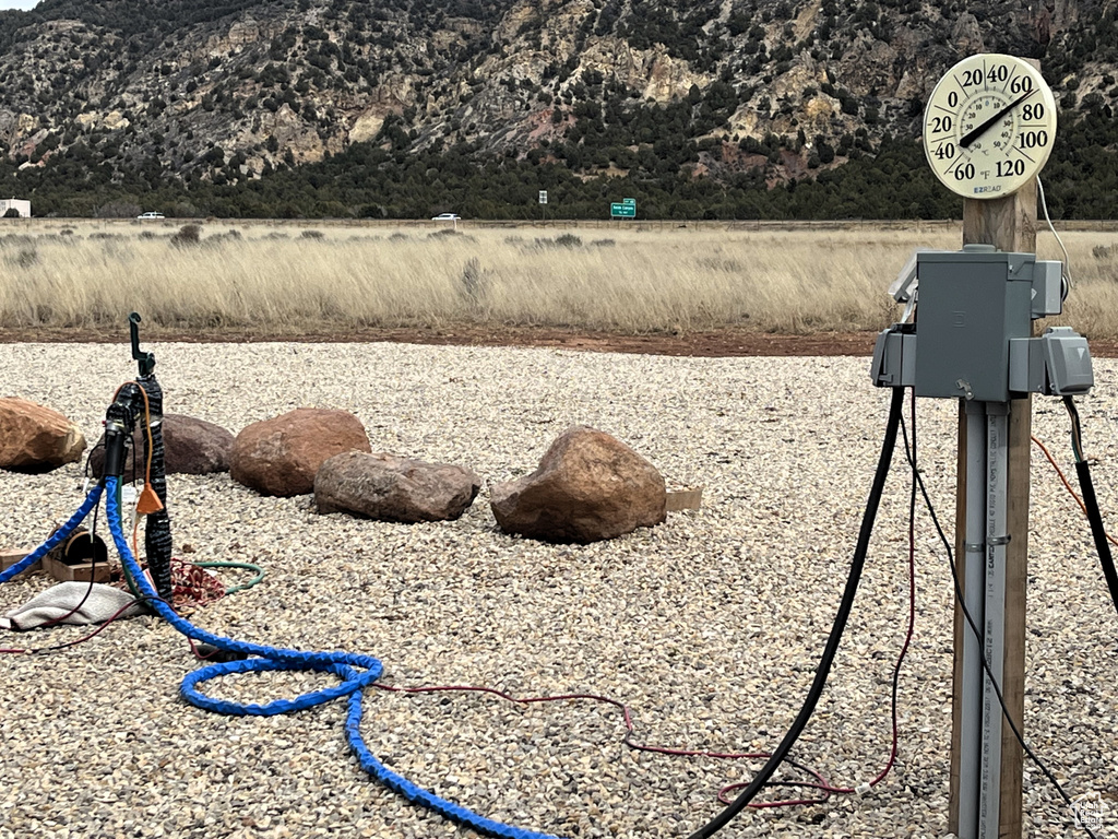 1913 S BADGER WAY New Harmony, UT 84757