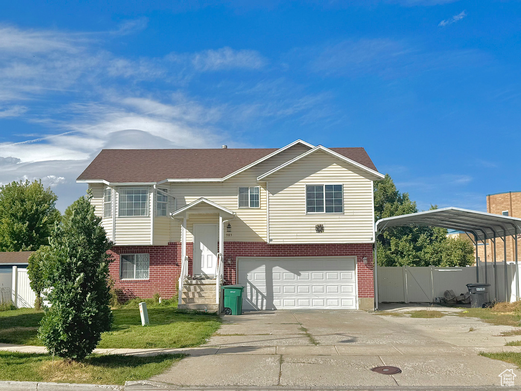 Photo 2 for MLS #2111154 at 985 W 720 South