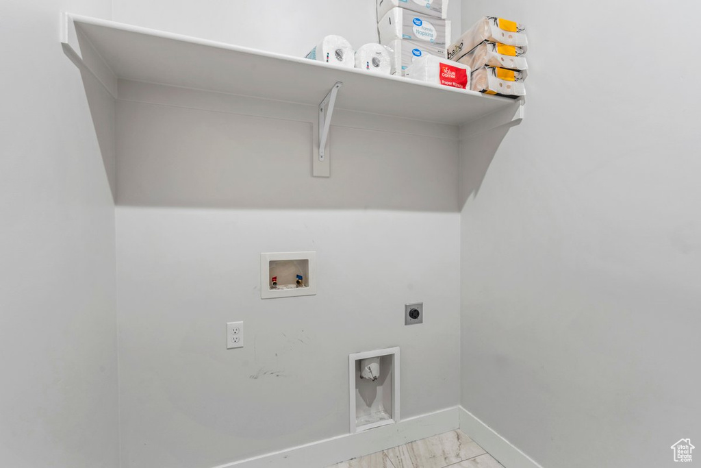 Photo 19 for MLS #2111173 at 837 S Finley Cir