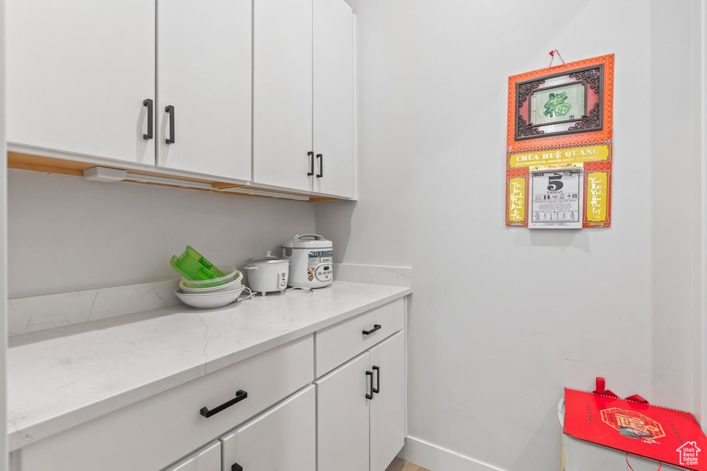 Photo 17 for MLS #2111173 at 837 S Finley Cir