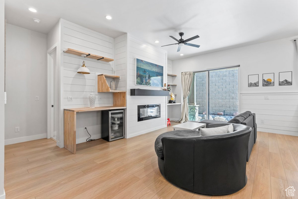 Photo 10 for MLS #2111173 at 837 S Finley Cir