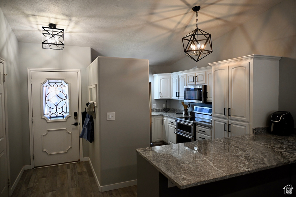 Photo 4 for MLS #2111178 at 250 S Donlee Dr #J