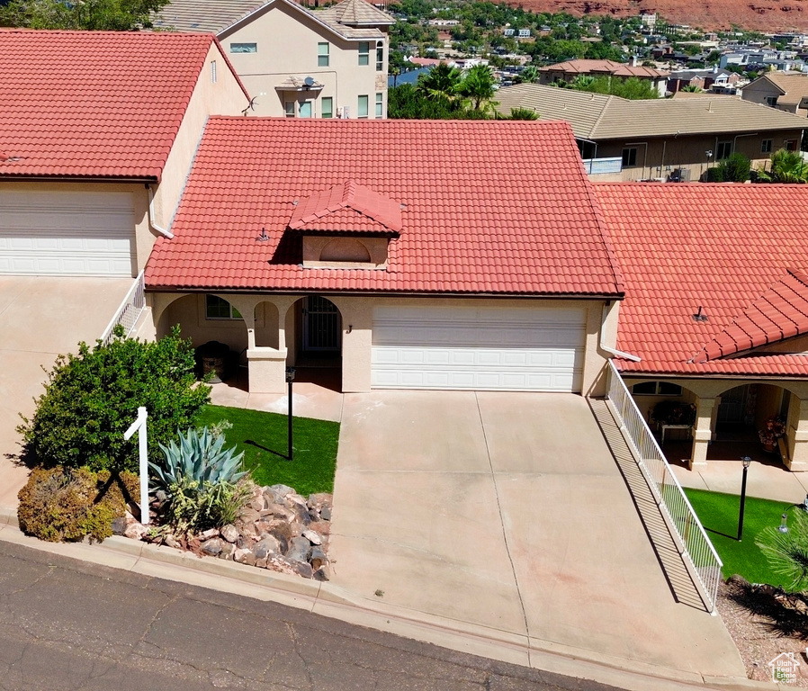 Photo 2 for MLS #2111178 at 250 S Donlee Dr #J