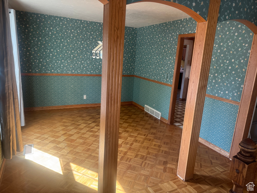 Photo 11 for MLS #2111182 at 2650 E Willow Wick Dr