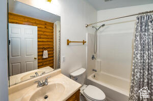 Photo 25 for MLS #2111186 at 414 S Cottonwood Dr
