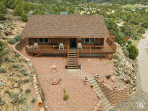 Photo 2 for MLS #2111186 at 414 S Cottonwood Dr