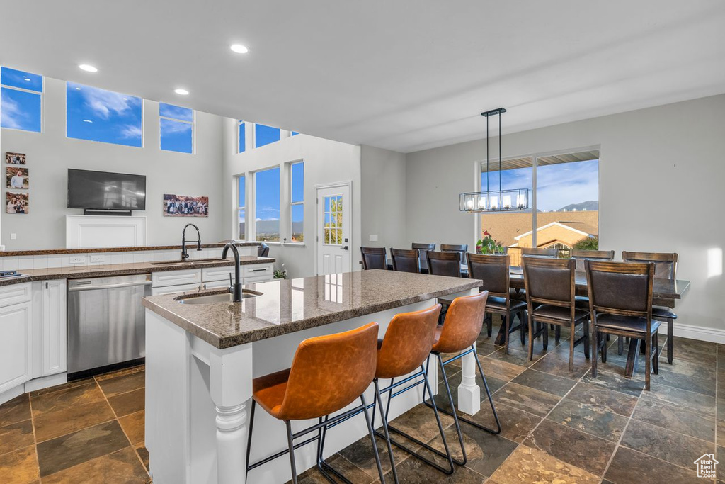14329 S KNAPPER RIDGE CV Herriman, UT 84096