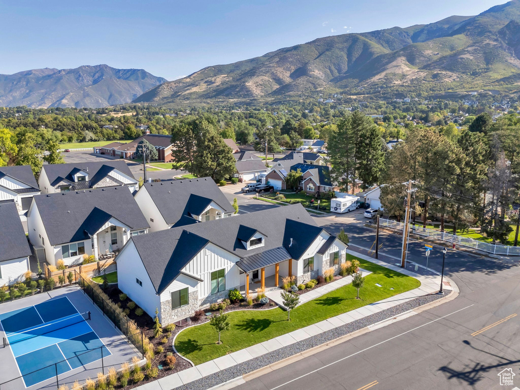 2345 E CHERRY LN Layton, UT 84040