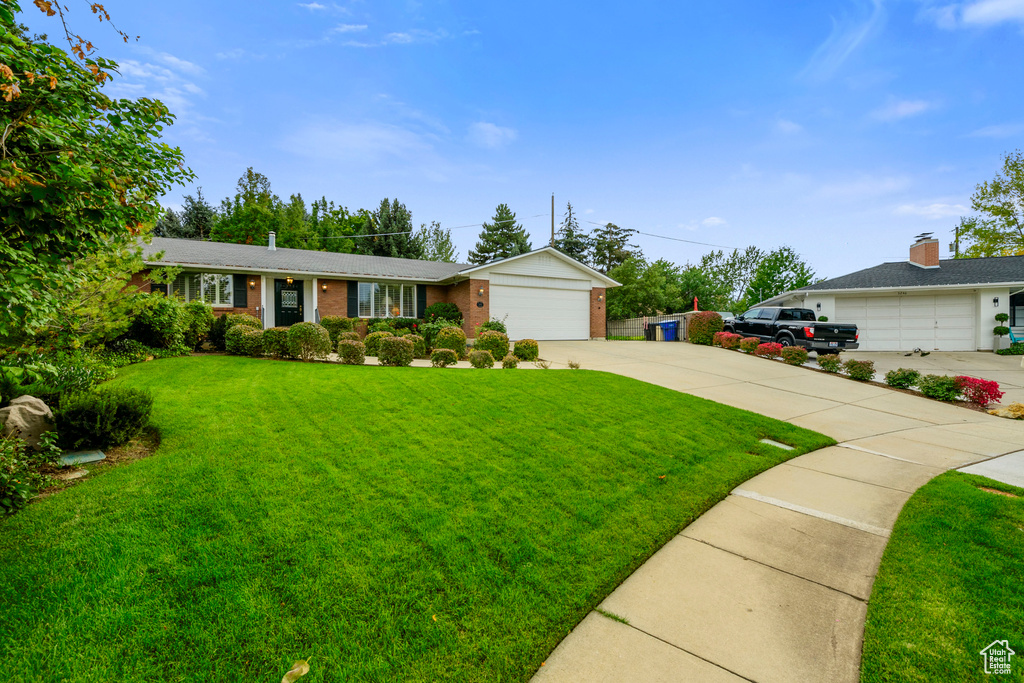 Photo 2 for MLS #2111201 at 3256 E Mcneill Cir