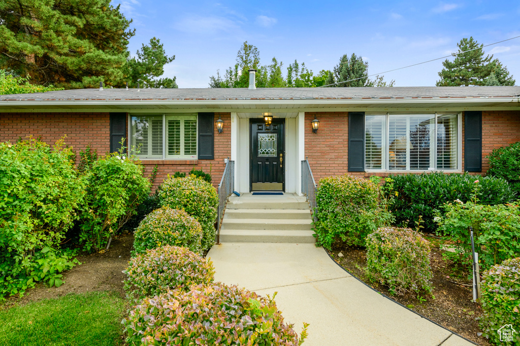 Photo 6 for MLS #2111201 at 3256 E Mcneill Cir