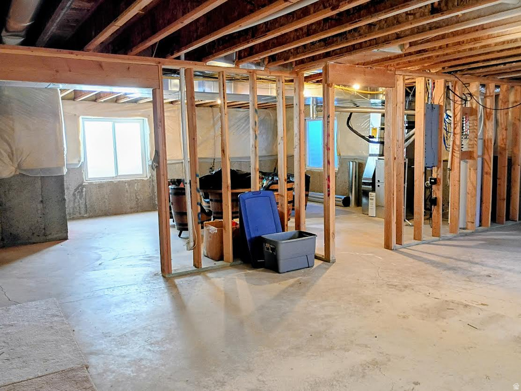 113 S 400 E Nephi, UT 84648