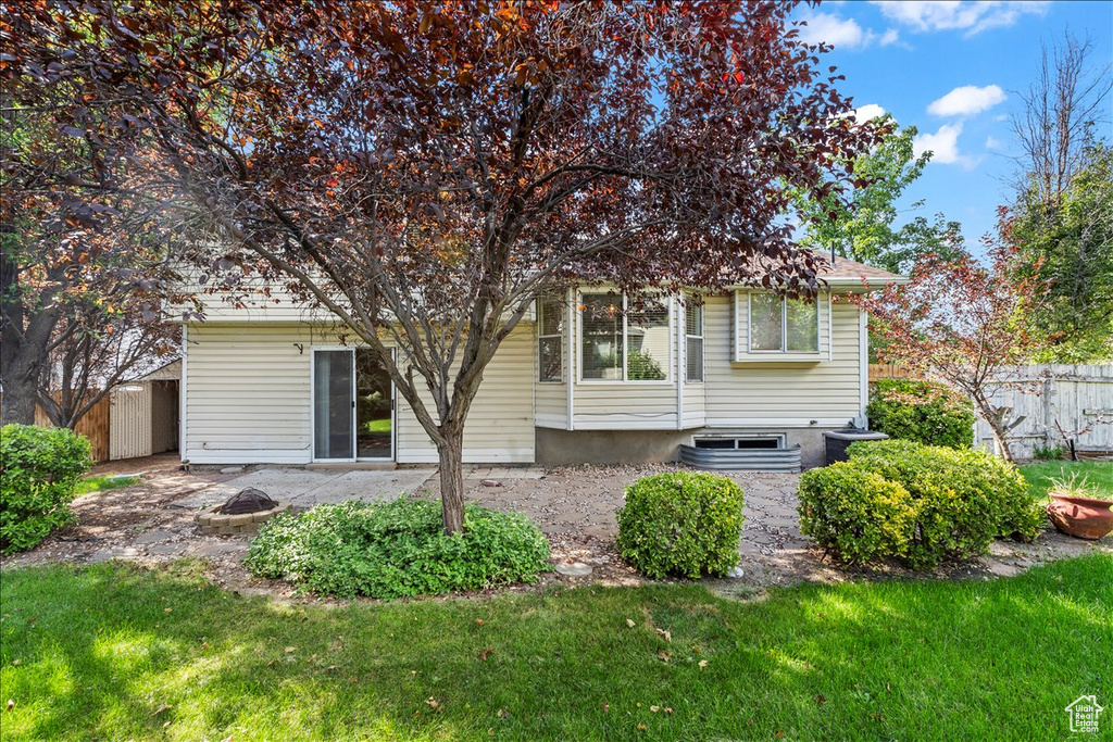 10621 S CARRINGTON ST Sandy, UT 84094