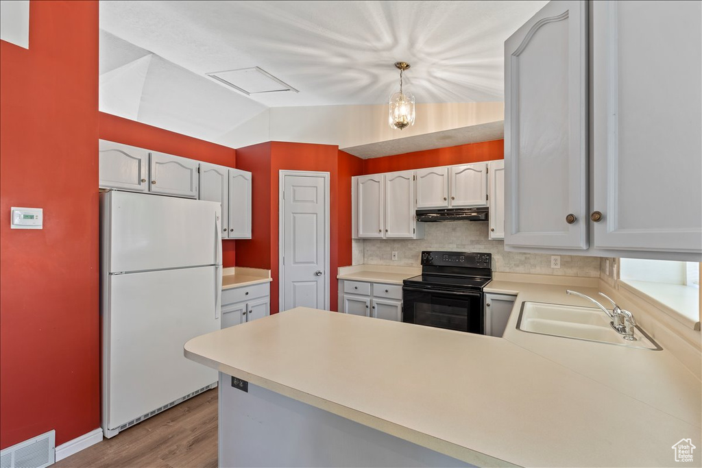 10621 S CARRINGTON ST Sandy, UT 84094