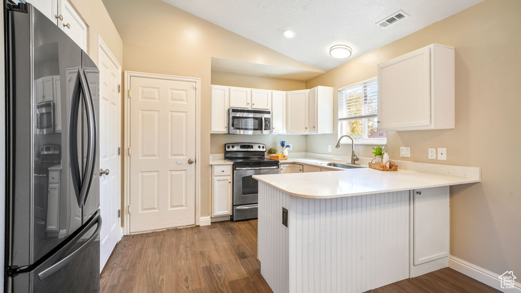 Photo 5 for MLS #2111210 at 1587 W 400 South