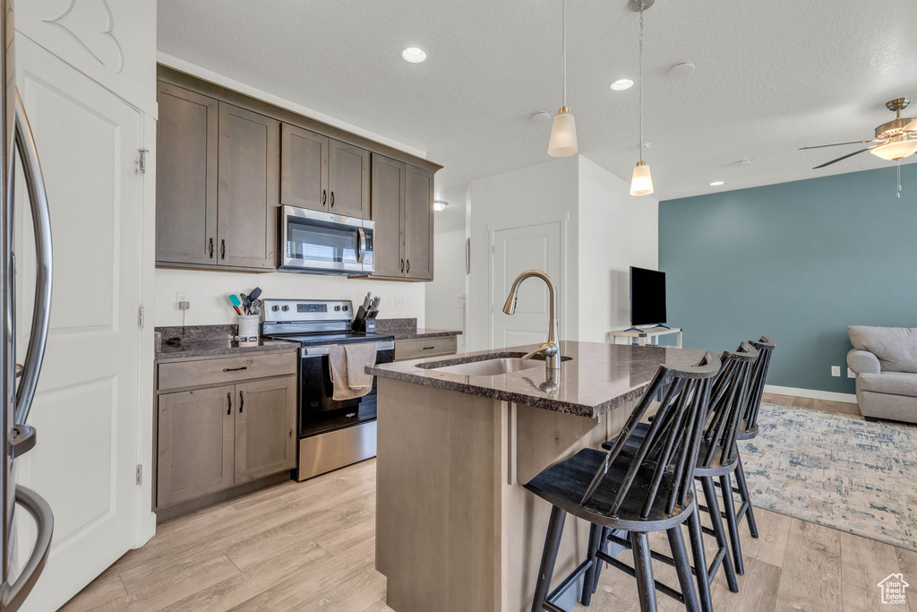 3942 W HARMONY DR Lehi, UT 84043